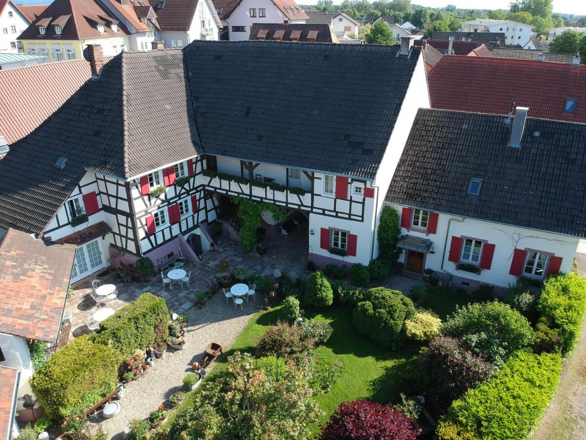 Hotel De Charme 'Zum Schiff' Iffezheim Exteriér fotografie